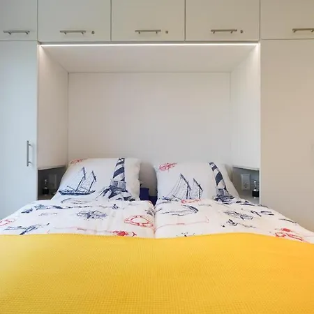 Haus Rheiderland Casita Apartment *