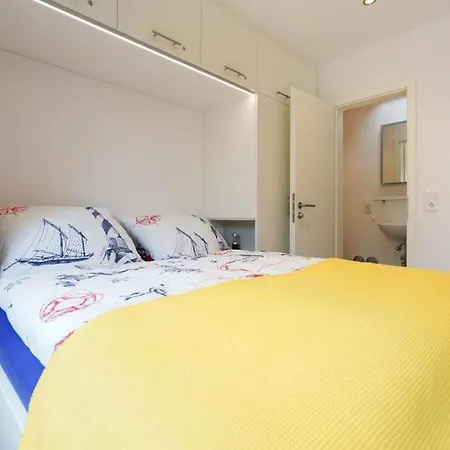 Haus Rheiderland Casita Apartment Borkum